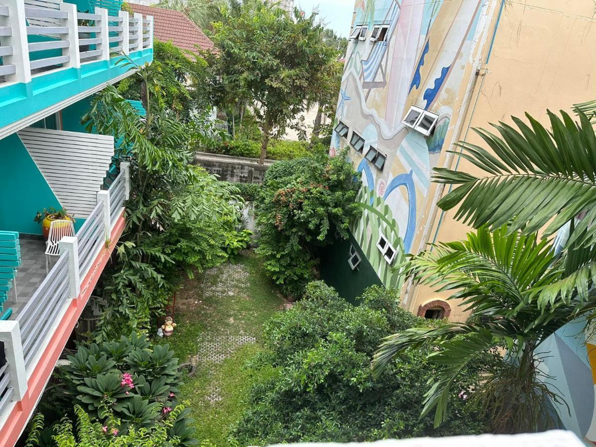 Bbhouse Pattaya Hotel Exterior foto